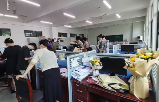 1685009158401 1685009158401