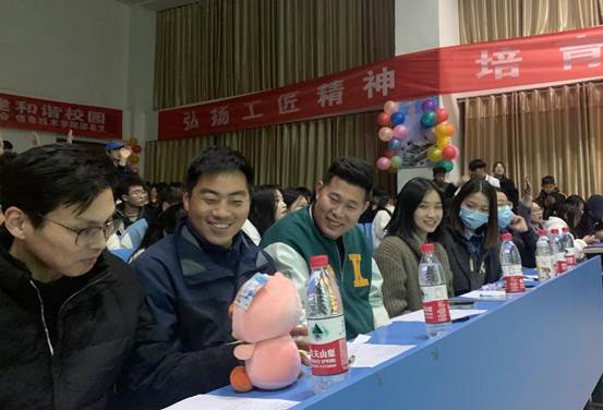 retouch_2023040316461271