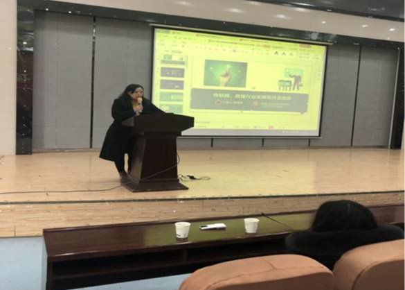 数媒图片70.jpg 数媒图片70.jpg